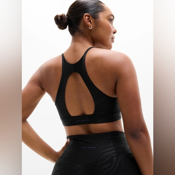 Athleta Liquid Shine Emboss High Neck Bra - Picture 3 of 4